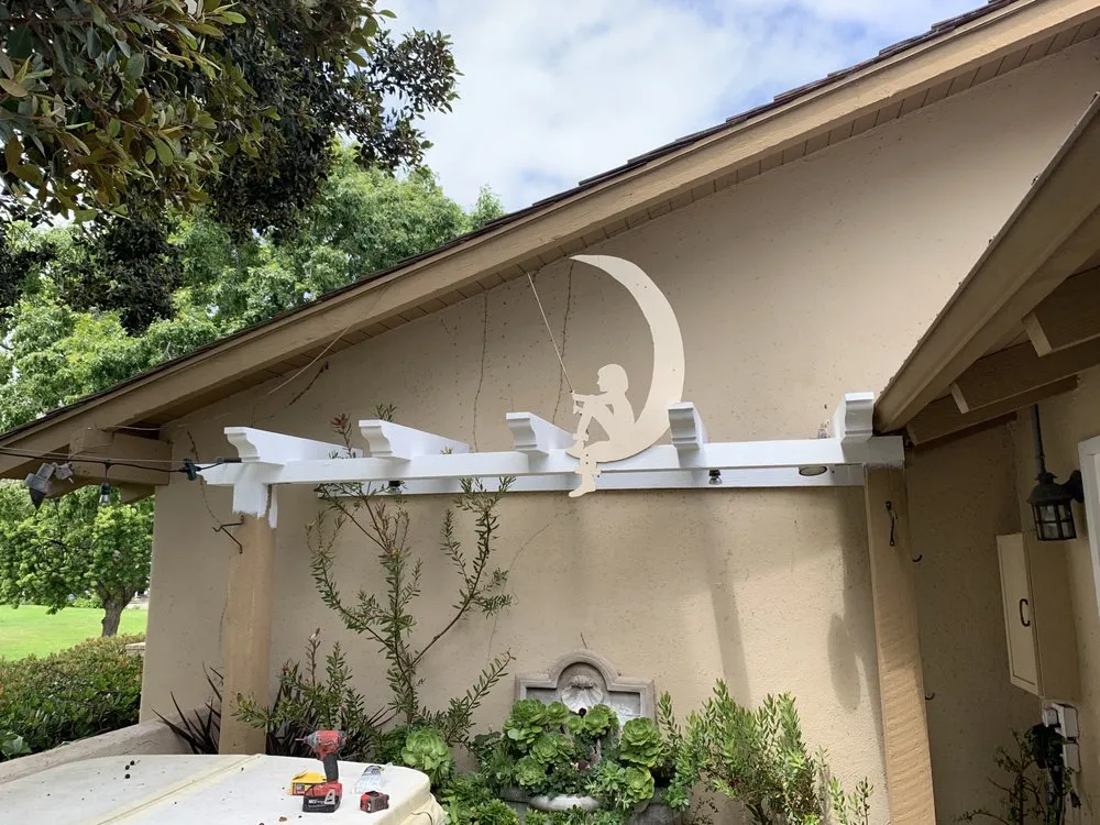 Slide of A's Roofing