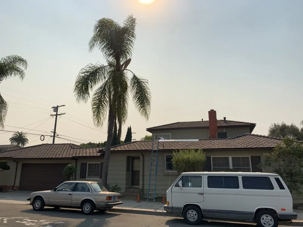 Slide of A's Roofing