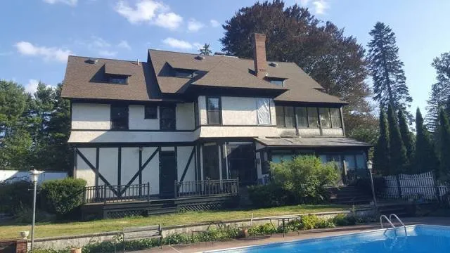 Slide of Ascend Construction