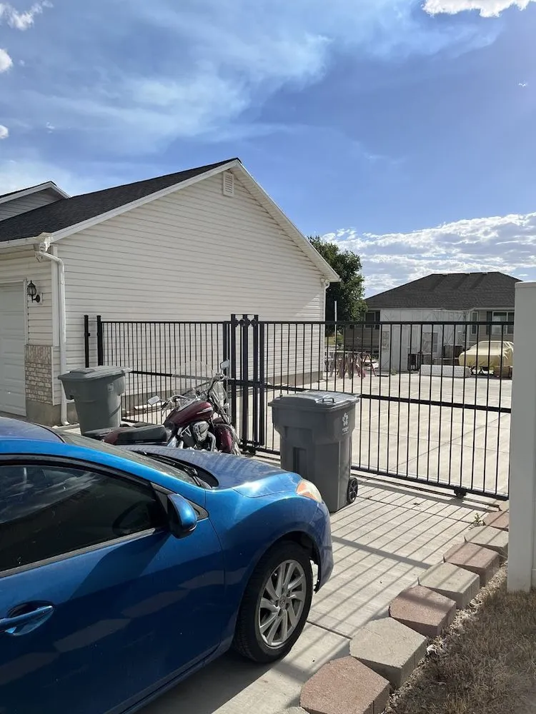 Slide of Ascent Solar & Roofing