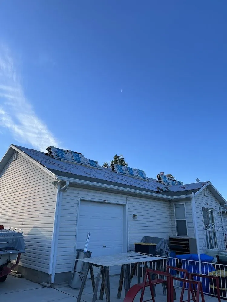Slide of Ascent Solar & Roofing