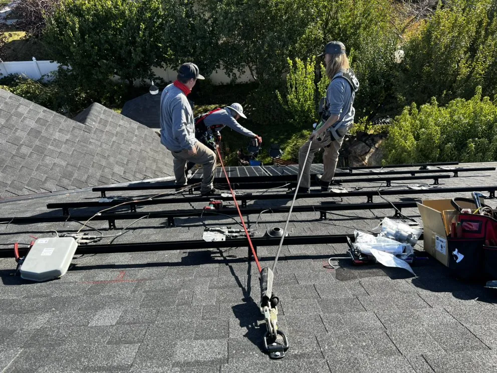 Slide of Ascent Solar & Roofing