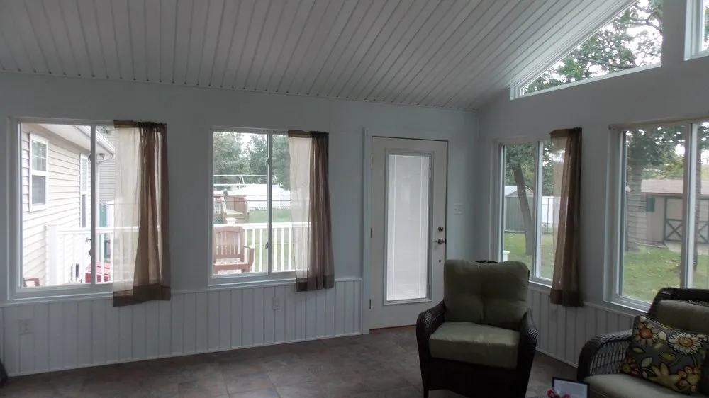 Slide of Ashley Construction