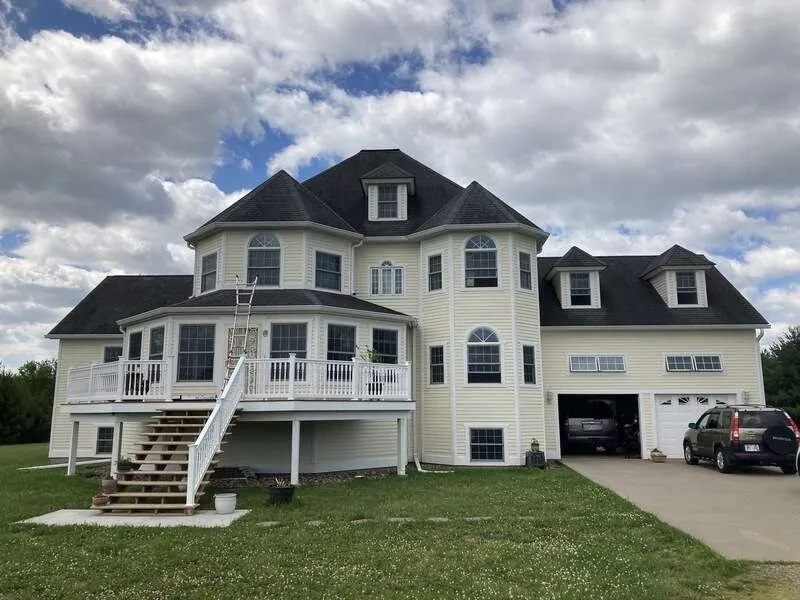 Slide of Ashton McGee restoration group