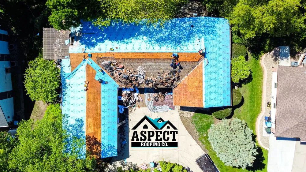 Slide of Aspect Roofing