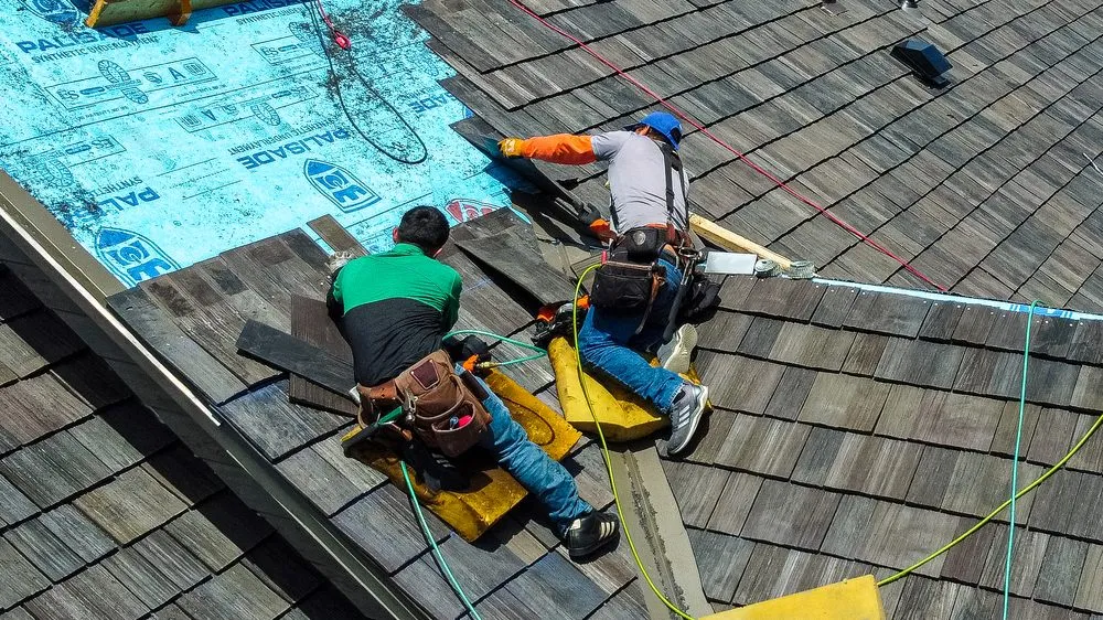 Slide of Aspect Roofing