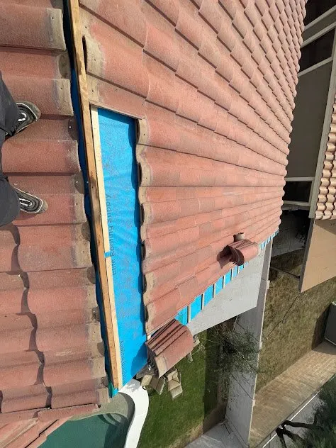 Slide of Aspect Roofing