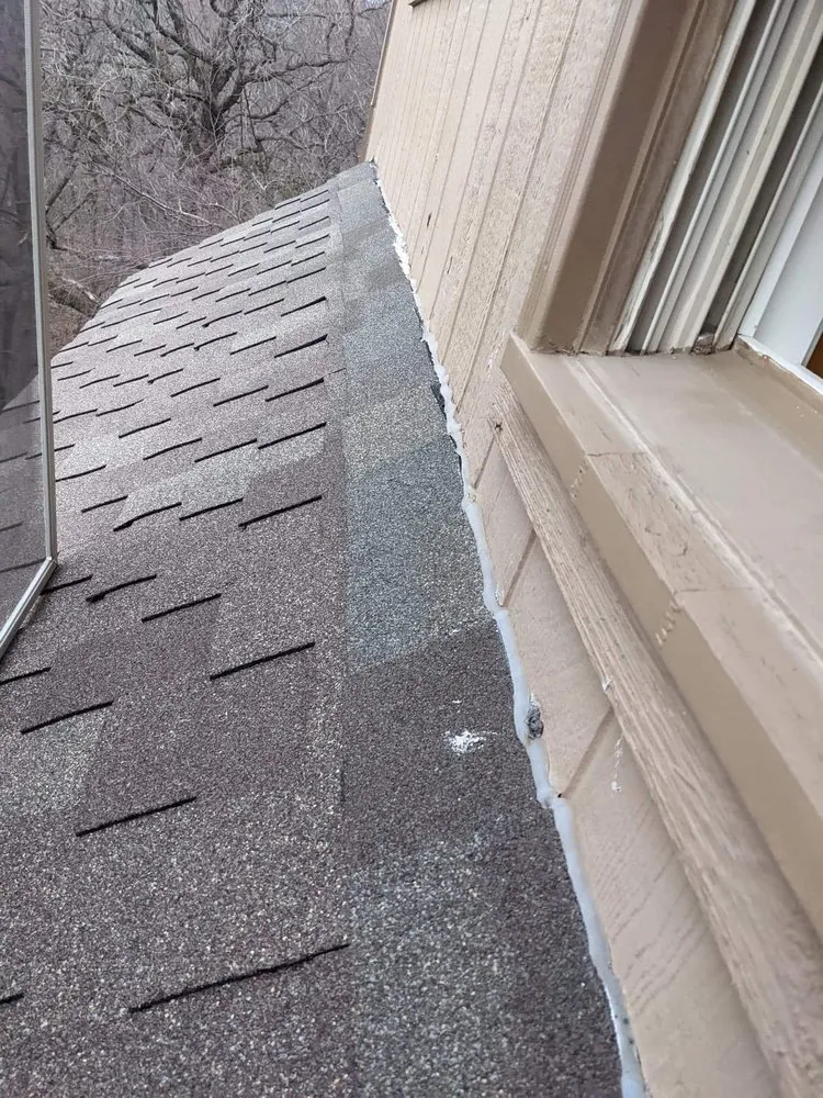 Professional roof leak repair for residential properties in Lee's Summit, MO by Aspen Contracting