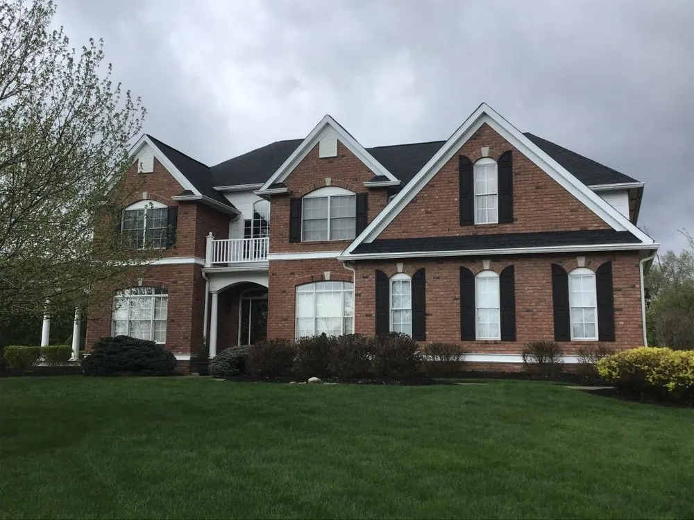 Top-rated residential roofing service experts serving Lee's Summit, MO - Aspen Contracting