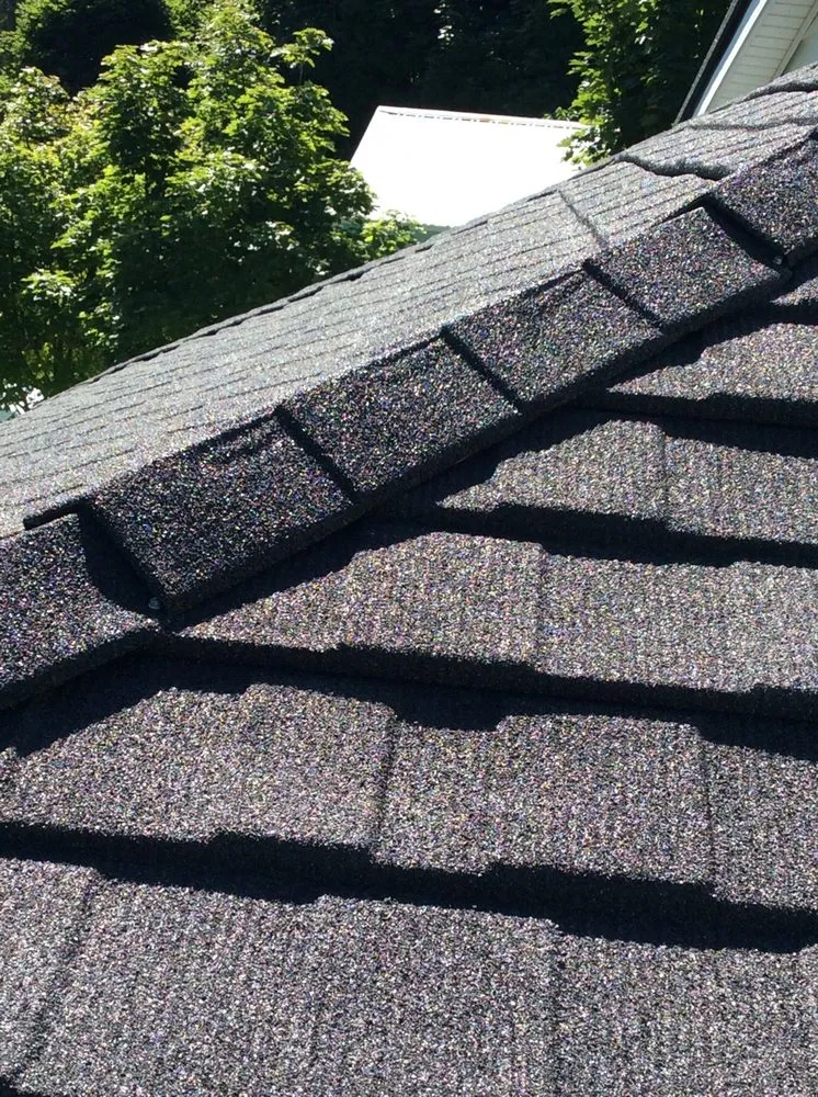 Professional residential roofing service experts serving St. Peters, MO - Aspen Contracting