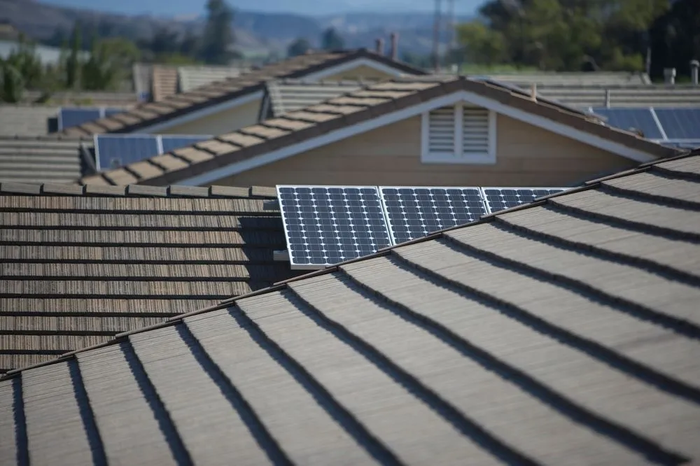 Slide of Aspen Roofing