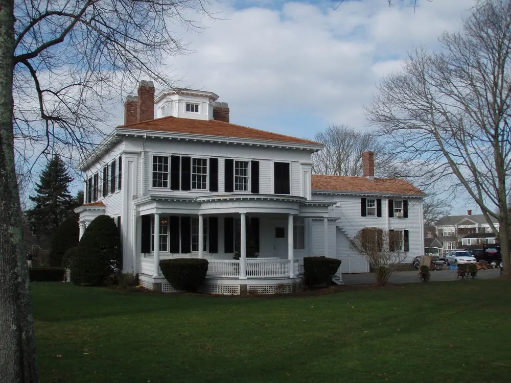Slide of Associate Roofing