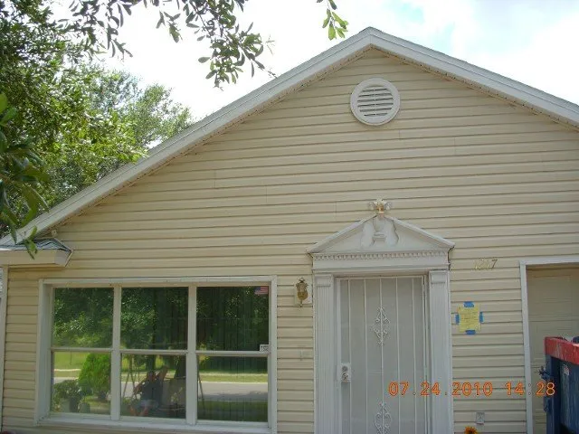 Slide of Assure U Roofing