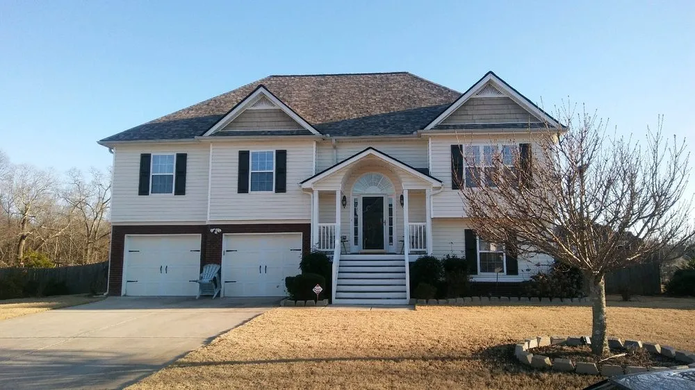 Slide of Atlanta Roof 911