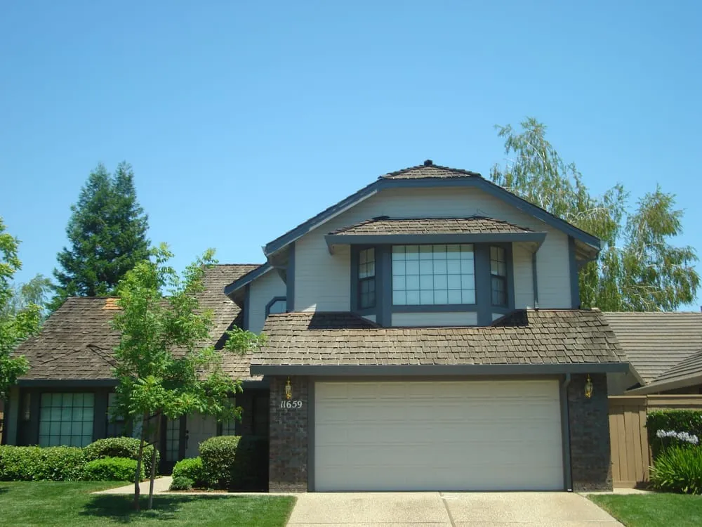 Slide of Atlantis Roofing