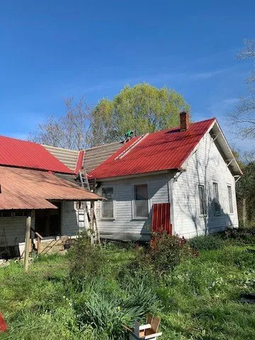 Emergency roof replacement with free inspection across Gaylesville, AL - Atlas Roofing and Construction