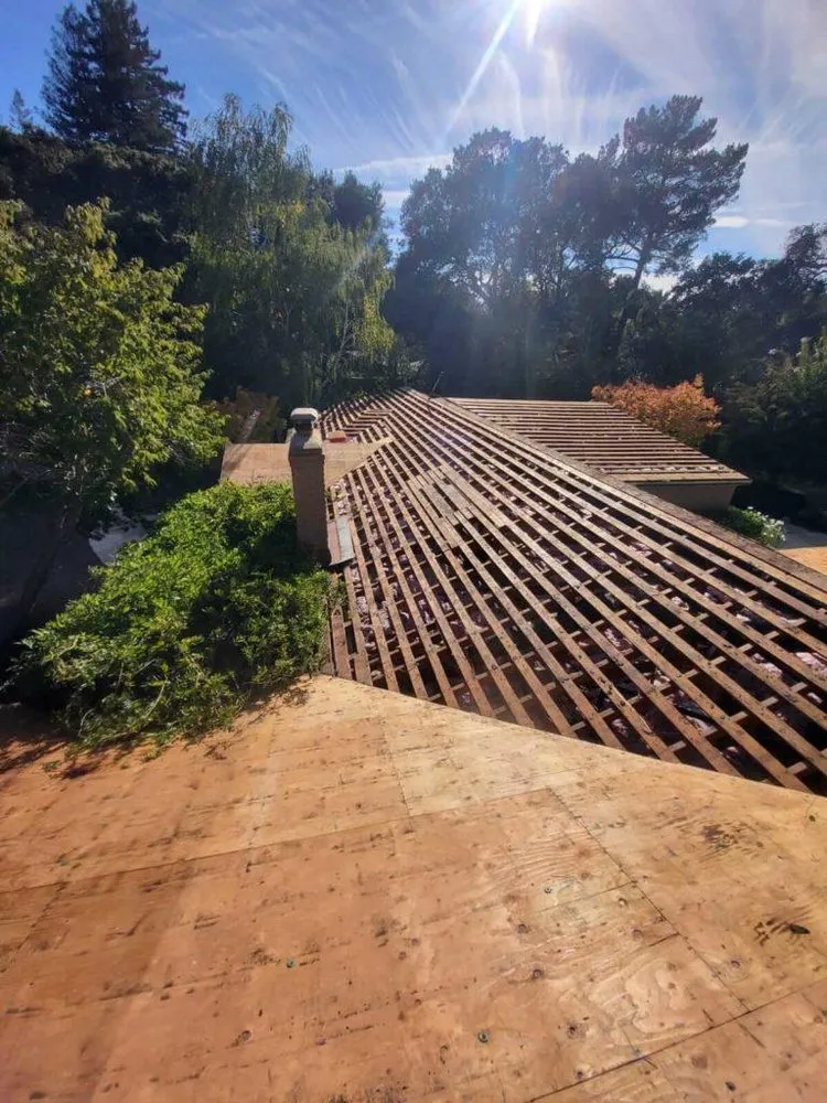 Slide of Atlas Roofing