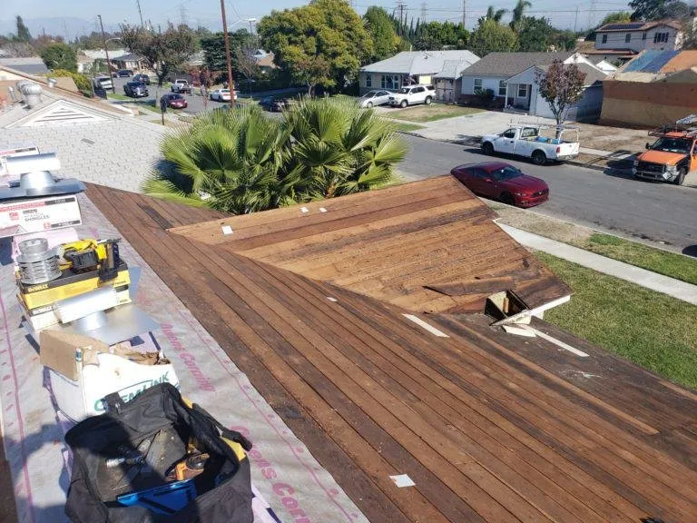 Slide of Atlas Roofing