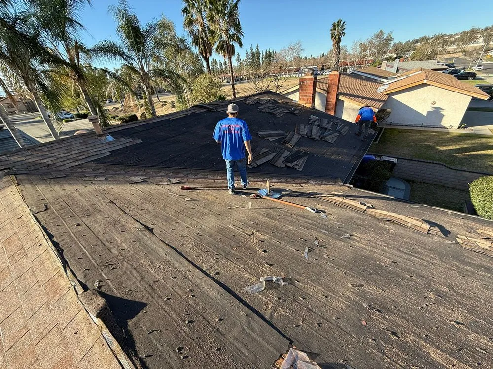 Slide of Atom Builders