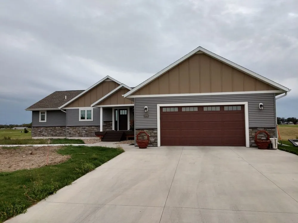 Slide of Attig Construction