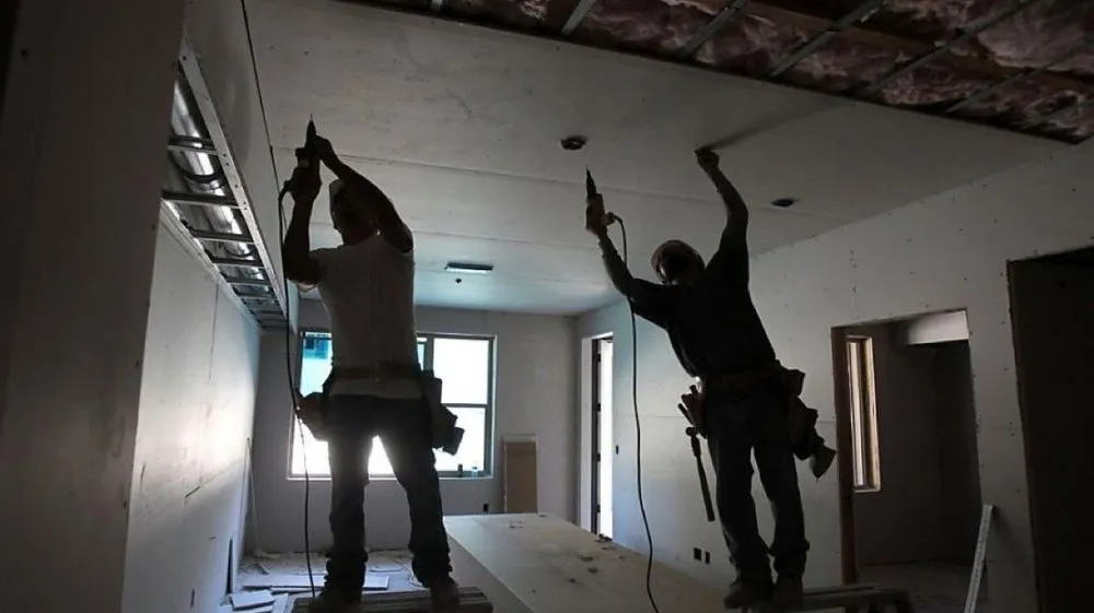 Slide of Aubrey Construction