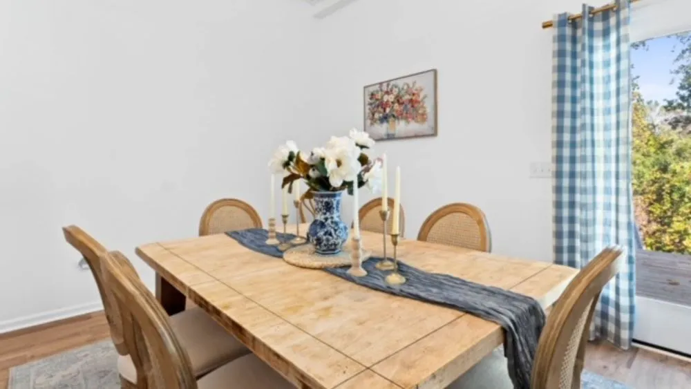 Slide of Aubrey Faatz Home Crafters