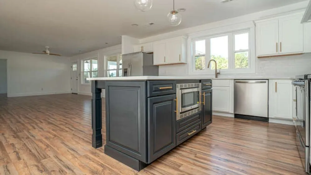 Slide of Aubrey Faatz Home Crafters