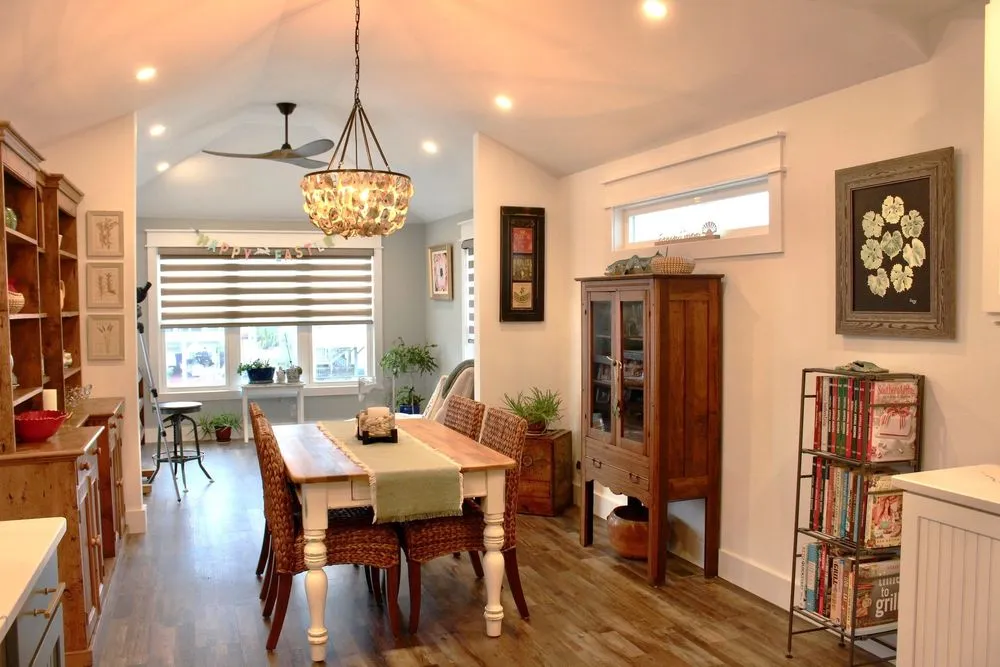 Slide of Aubrey Faatz Home Crafters