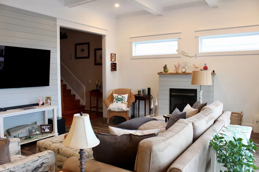 Slide of Aubrey Faatz Home Crafters