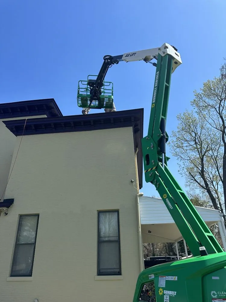 Slide of Augustus Roofing and Gutters