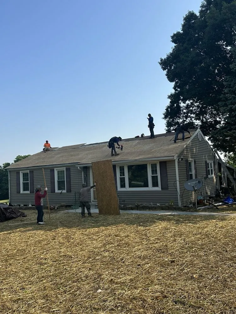 Slide of Augustus Roofing and Gutters