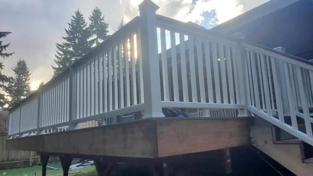 Slide of Aura Construction