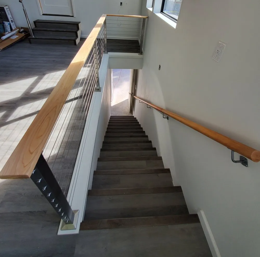 Slide of Aura Construction