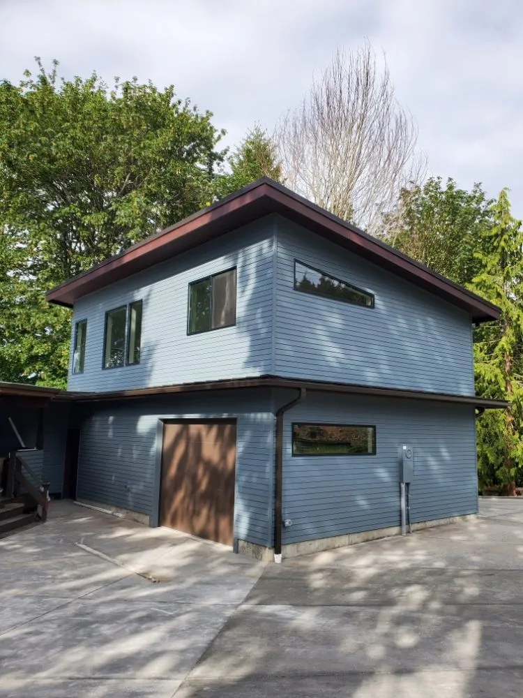 Slide of Aura Construction