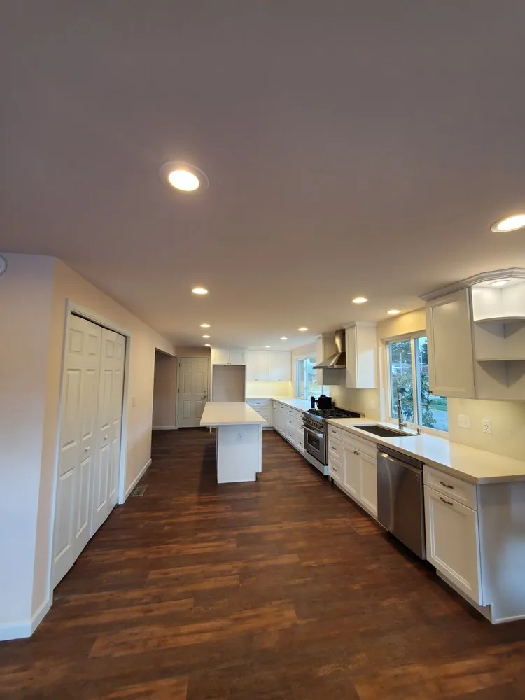 Slide of Aura Construction