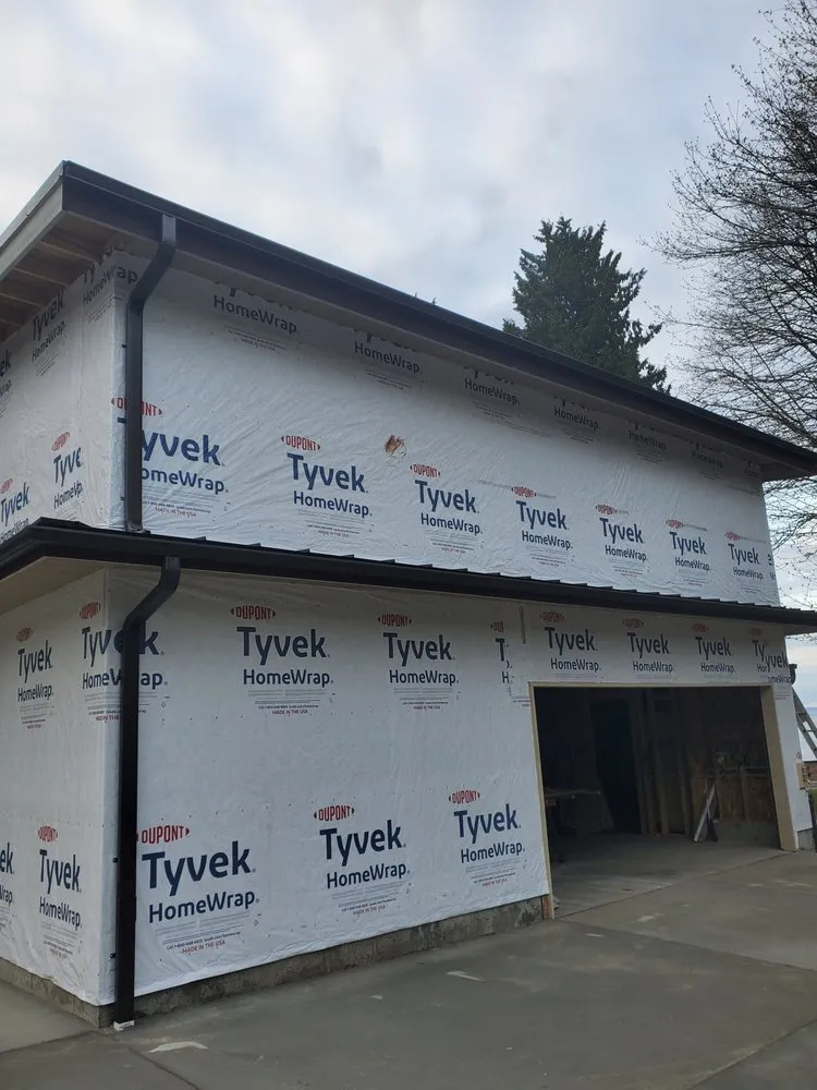 Slide of Aura Construction