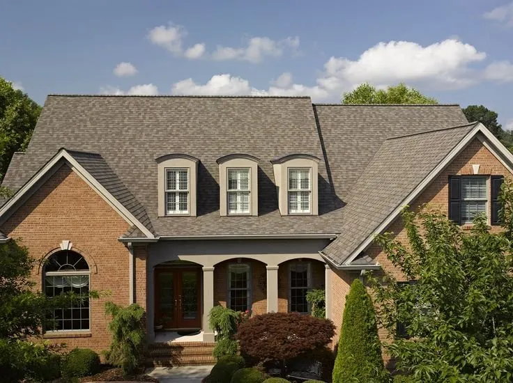 Slide of Aurum Contracting