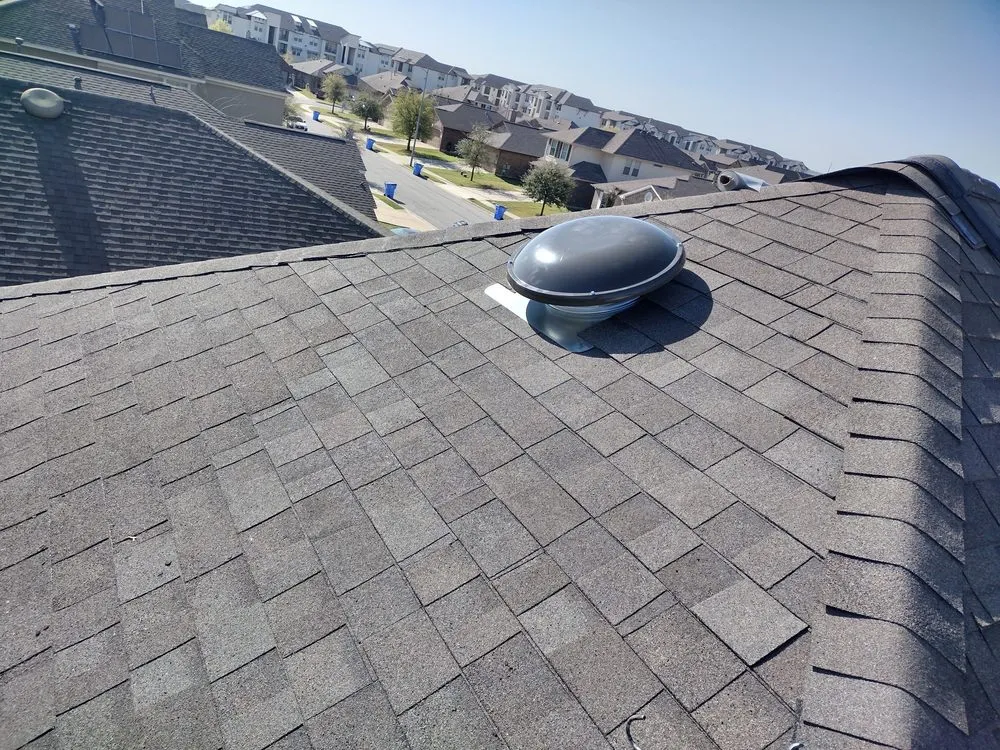 Slide of Aurum Roofing