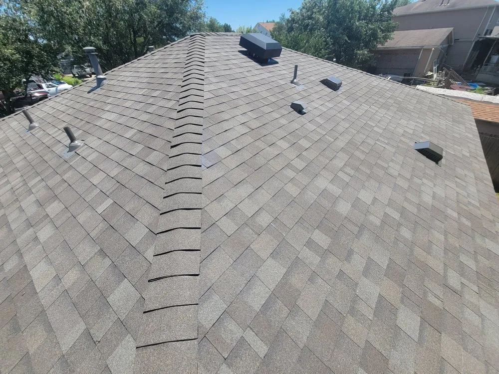 Slide of Aurum Roofing