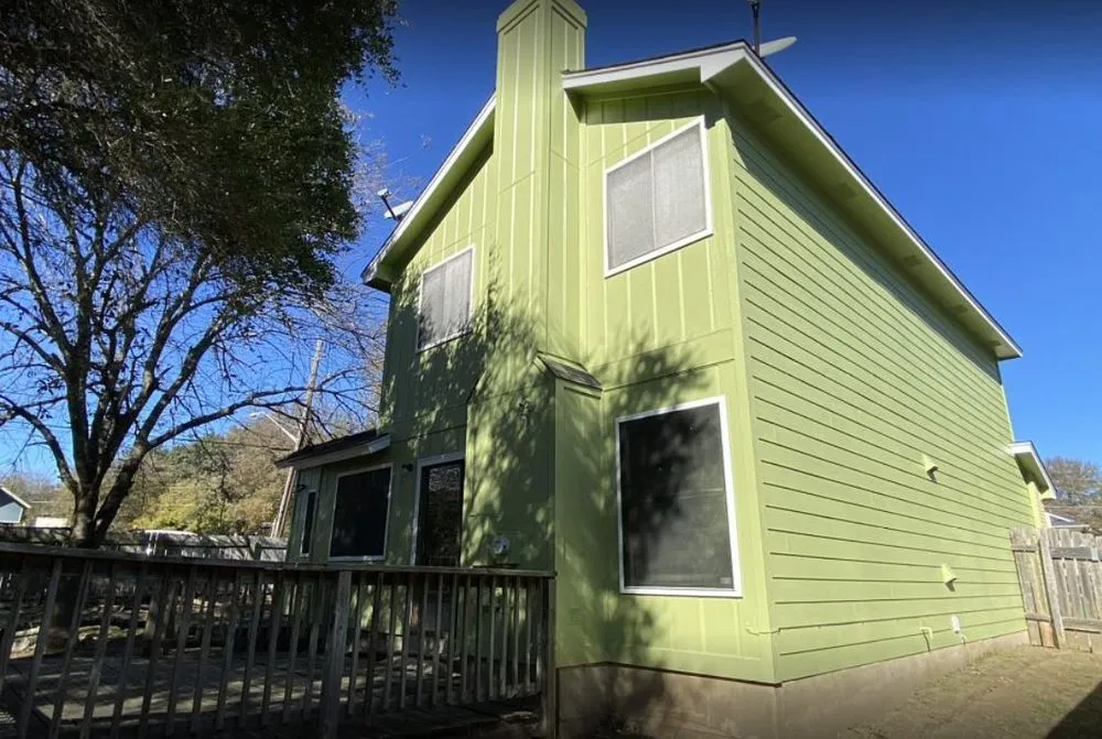 Slide of Austin Pro Siding, Windows & Roofing