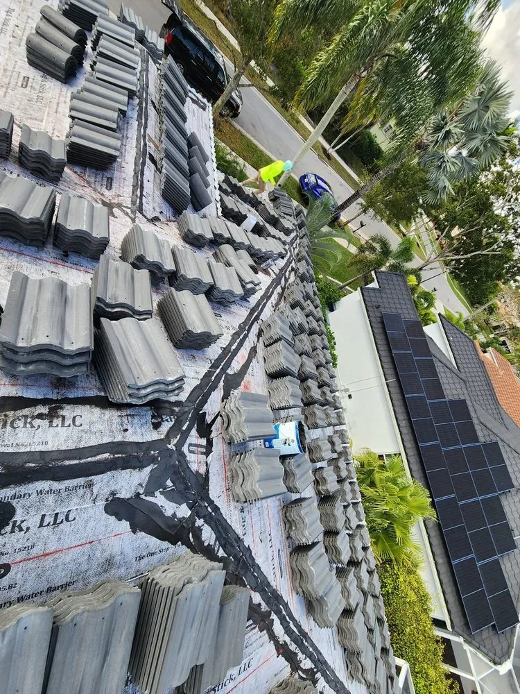 Slide of Austyn Roofing