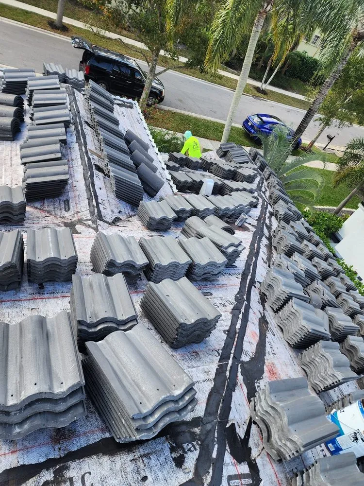 Slide of Austyn Roofing