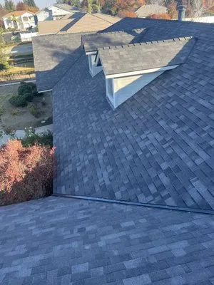 Authentic Roofs Logo