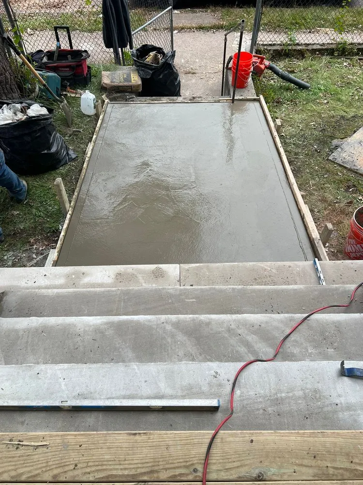 Slide of AvantGarde Construction