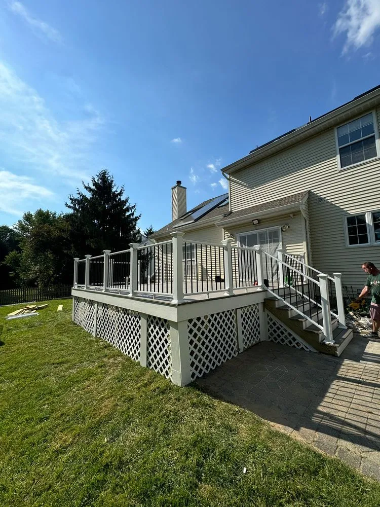 Slide of AvantGarde Construction