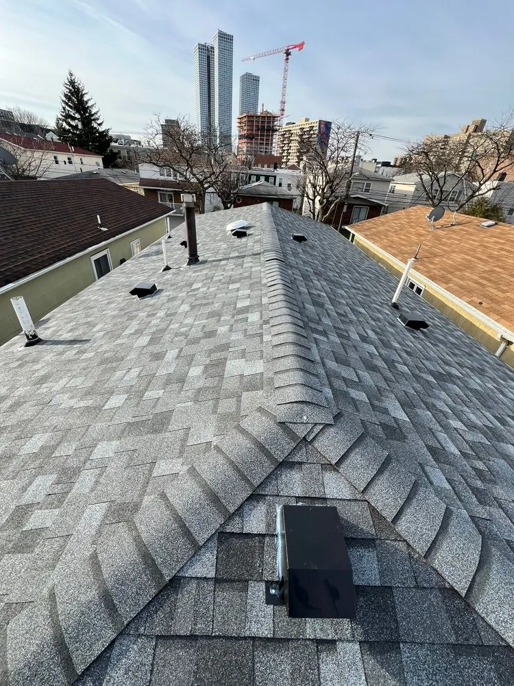 Slide of AvantGarde Construction