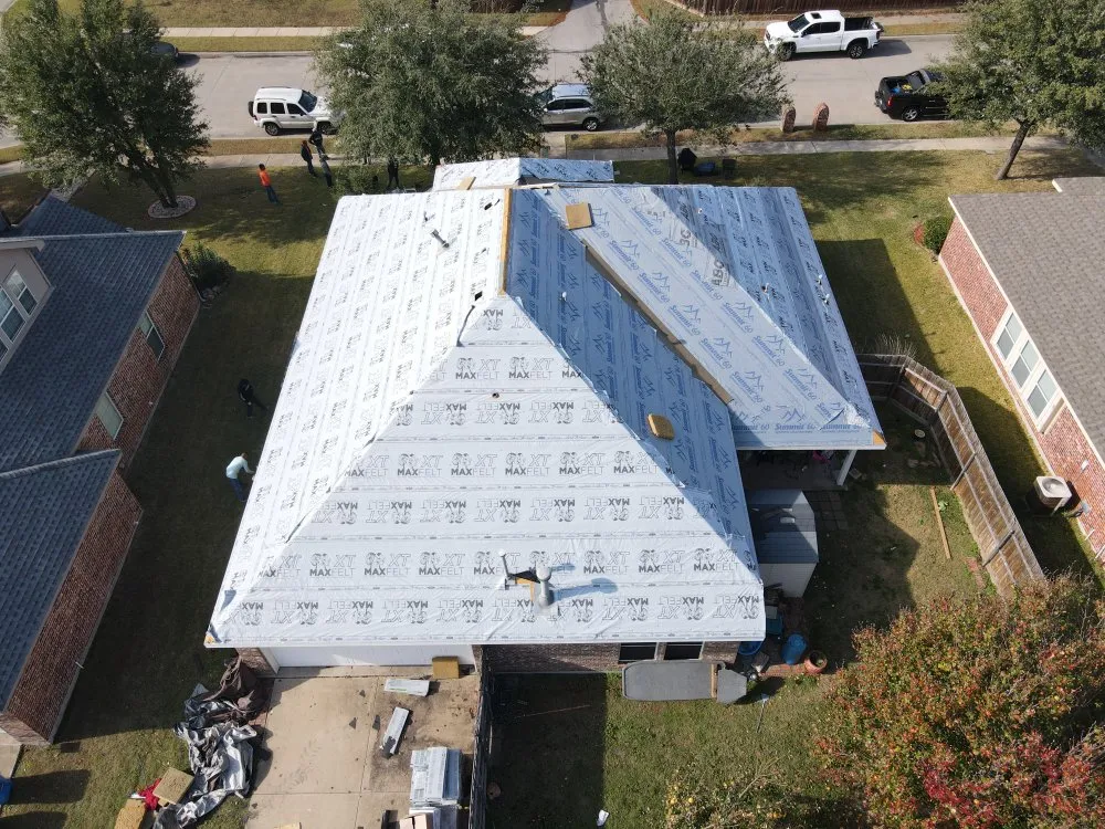 Slide of Aveco Roofing