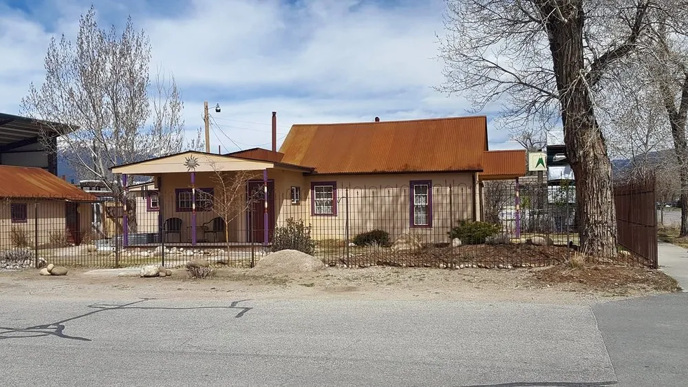 Slide of Avery Construction