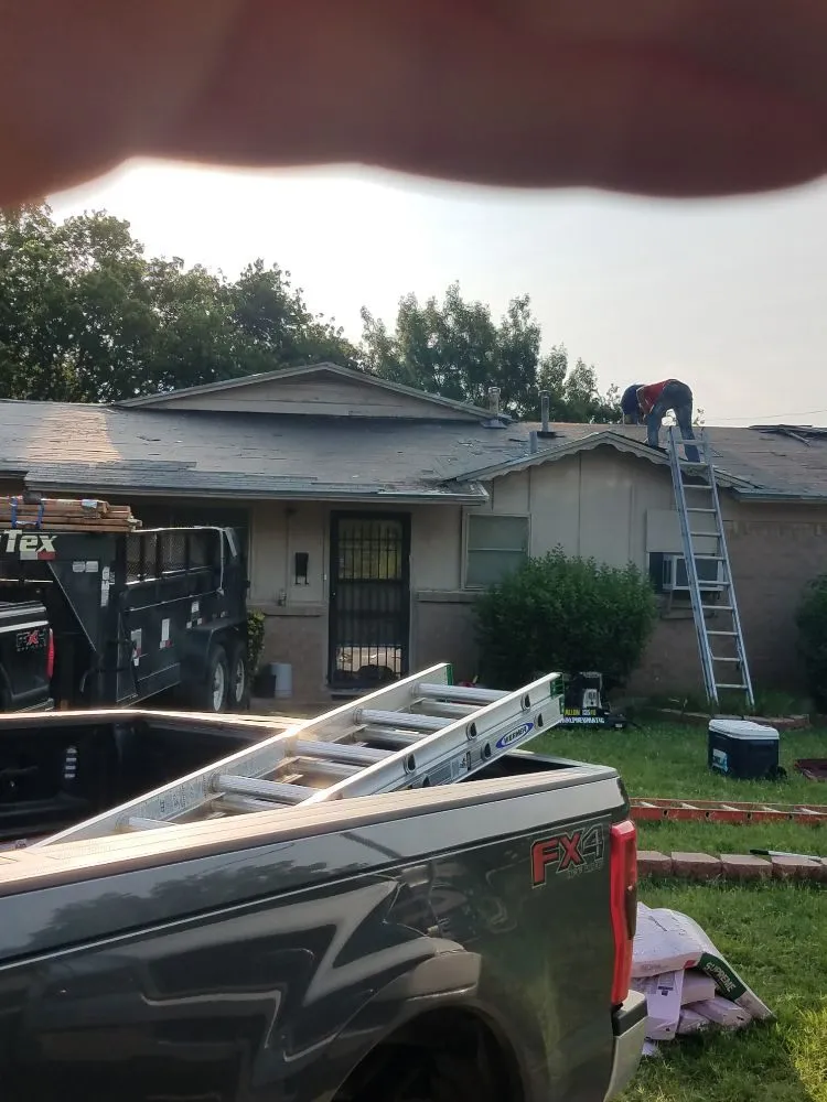 Slide of Avery Family Construction