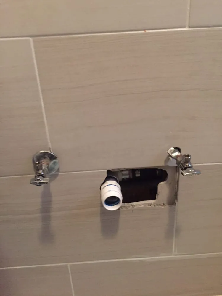 Slide of Avery Family Construction